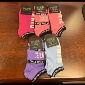 5 PAIR VS PINK SOCKS NWT
